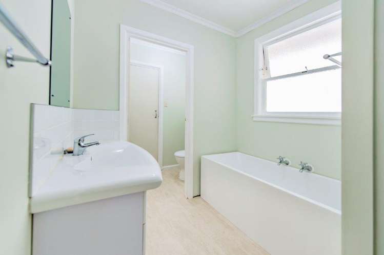 39 High Street Southbridge_13