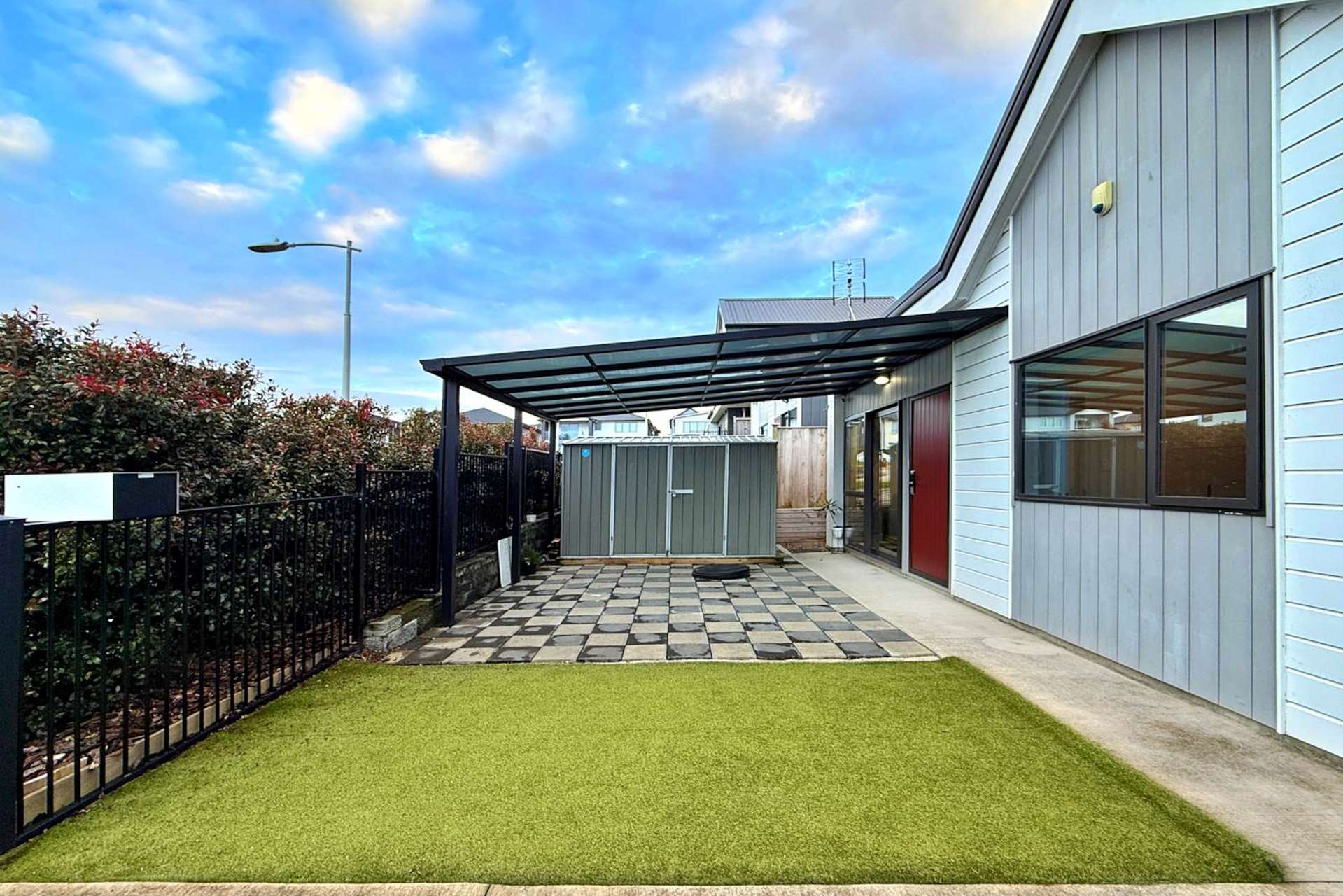 5 Treeline Lane Flat Bush_0