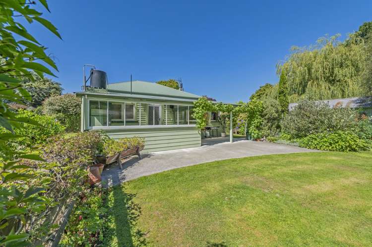 149 High Street Leeston_29