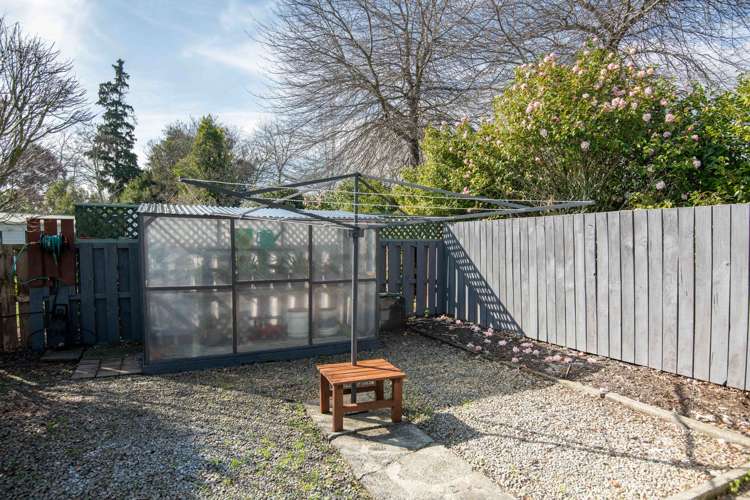 16 Chisnall Street Stoke_13