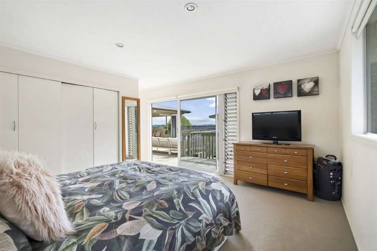 1 Selwyn Crescent Forrest Hill_10