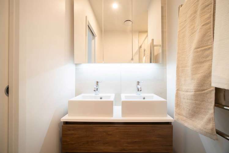 10/666B Great South Road Ellerslie_10