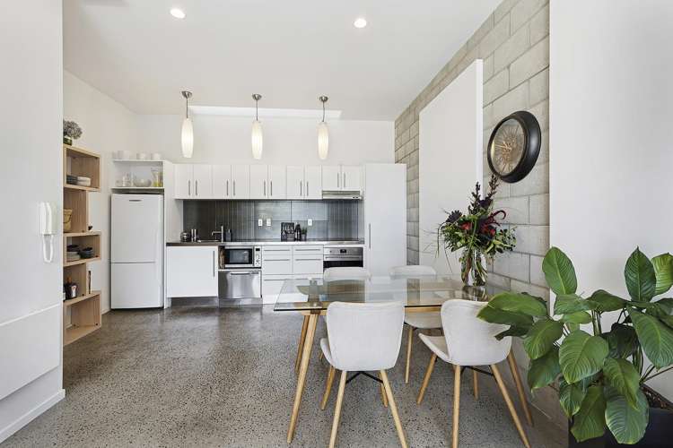 5/24 Hanson Street_3