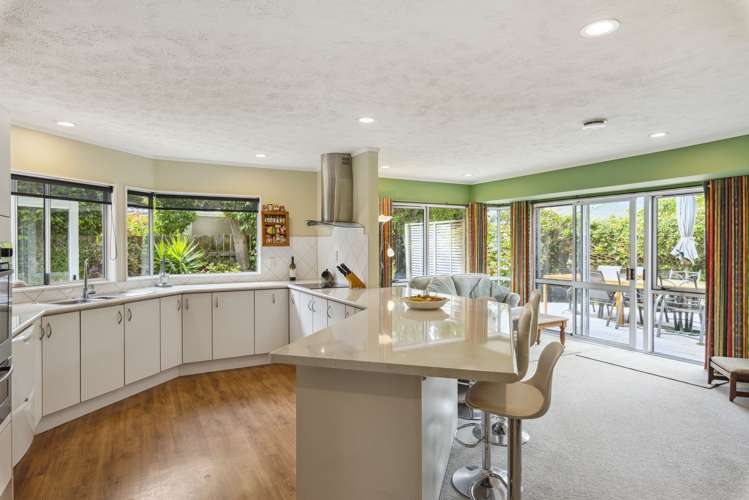 13 Runanga Grove Waikanae_3