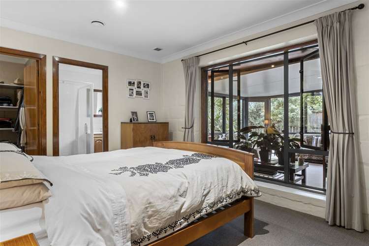 43 Pembertons Road Sefton_12