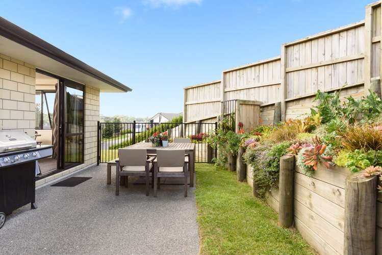 24 Caldera Close Pyes Pa_8