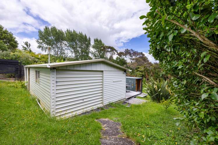 24 Lorenzen Bay Road Raglan_21