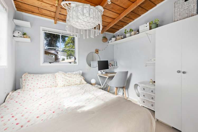 2/221 Rangatira Road Beach Haven_9