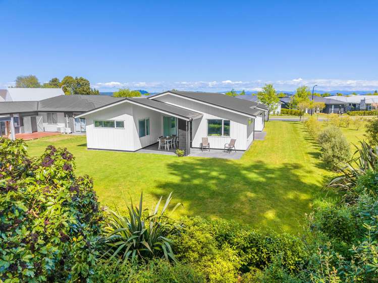 51 Noumea Drive Rangatira Park_16