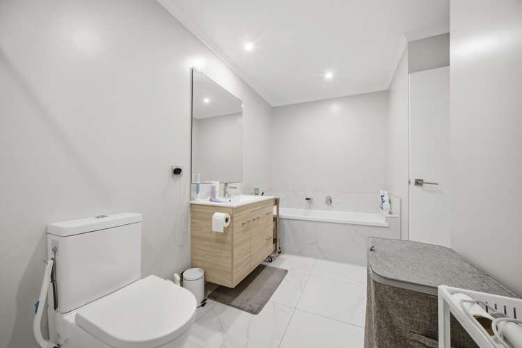 117 Hobsonville Point Road Hobsonville_16