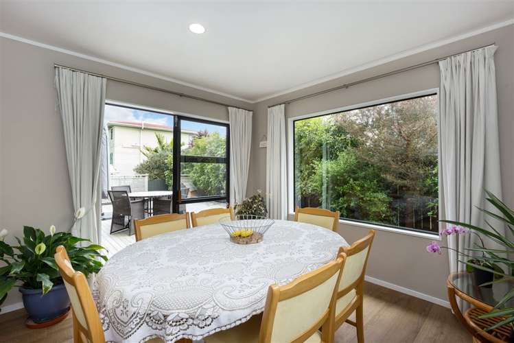 2/125 Manuka Road Bayview_10