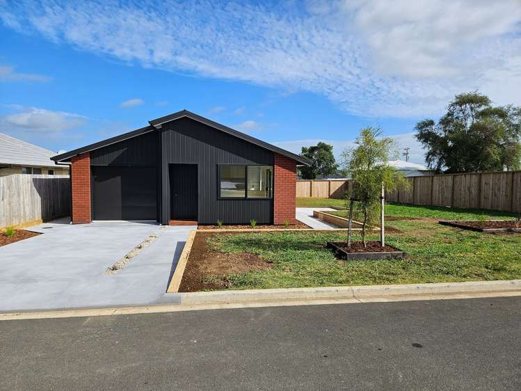 4 Sunline Crescent_0