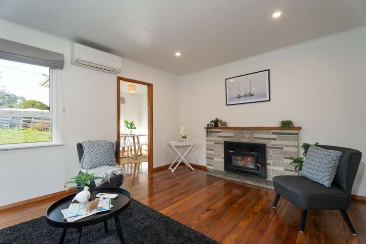 97 Castor Crescent Cannons Creek_4