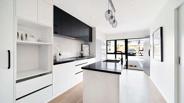 32 Brandon Road Glen Eden_4
