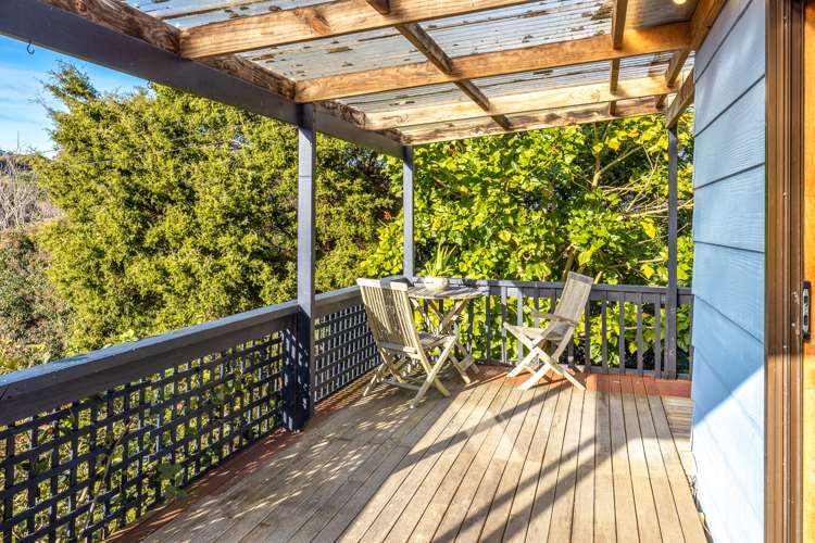 11a Beatty Parade Surfdale_18