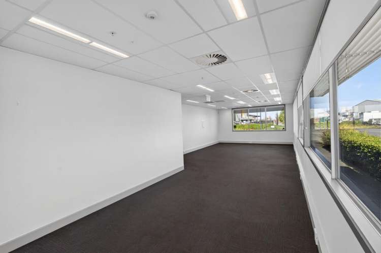 75 Seymour Street Hornby_16