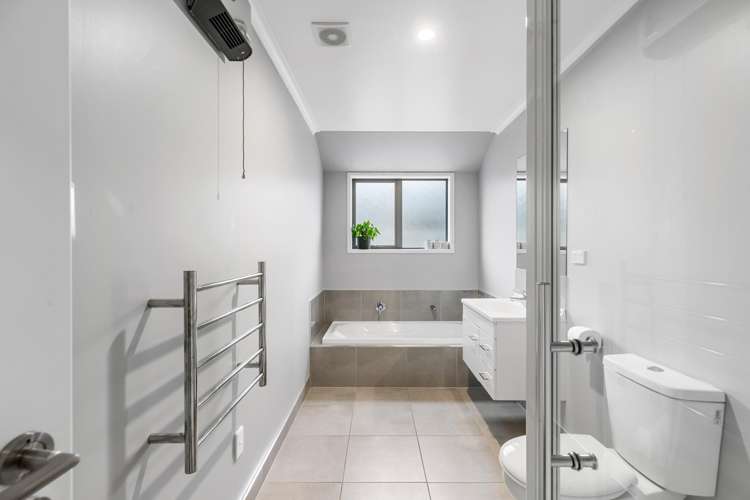 13 Northmoor Boulevard Rolleston_16