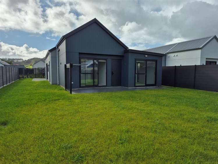 33 Ferndale Drive Kawakawa Bay_11