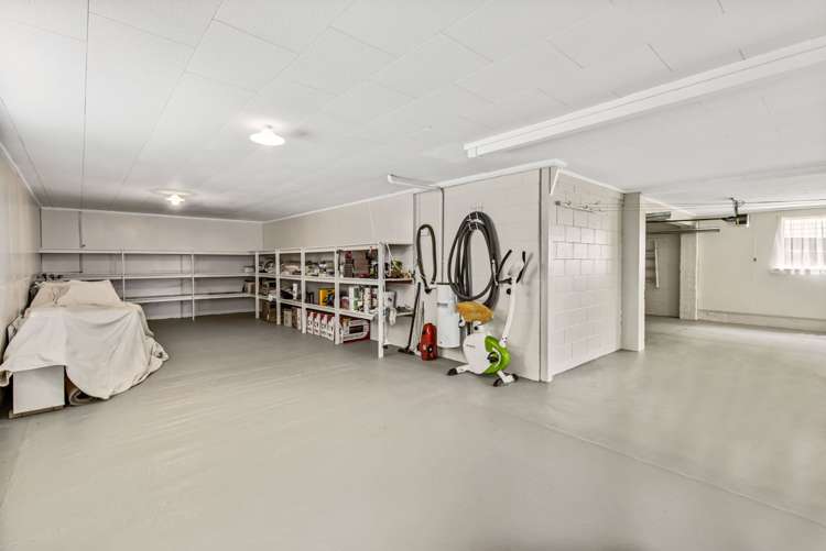 14 Ted William Street New Windsor_17