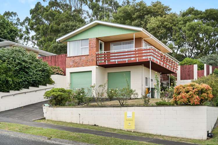 49 Resthill Crescent Glenview_1