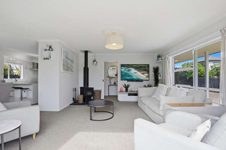 40 Sunrise Avenue Mt Maunganui_7