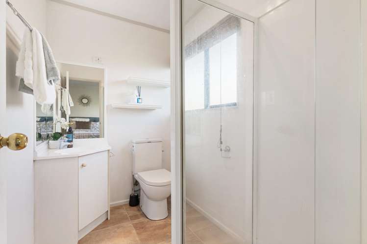15 Toomer Place Beachlands_18
