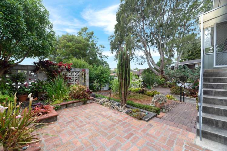 1/9 Landseer Place Blockhouse Bay_18