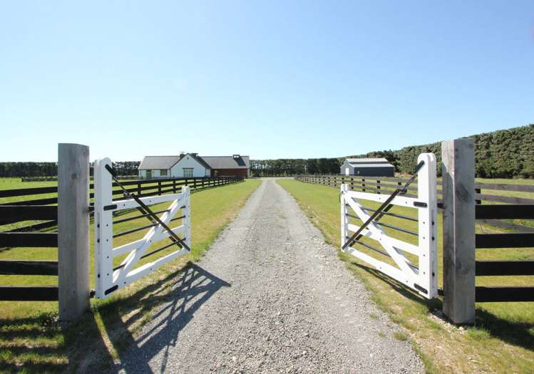 712 Highfield Road Darfield_20