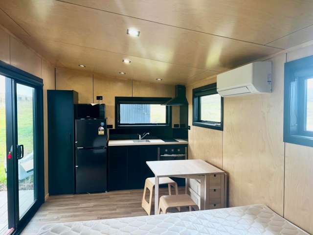 2/685 Karioitahi Road Waiuku_1