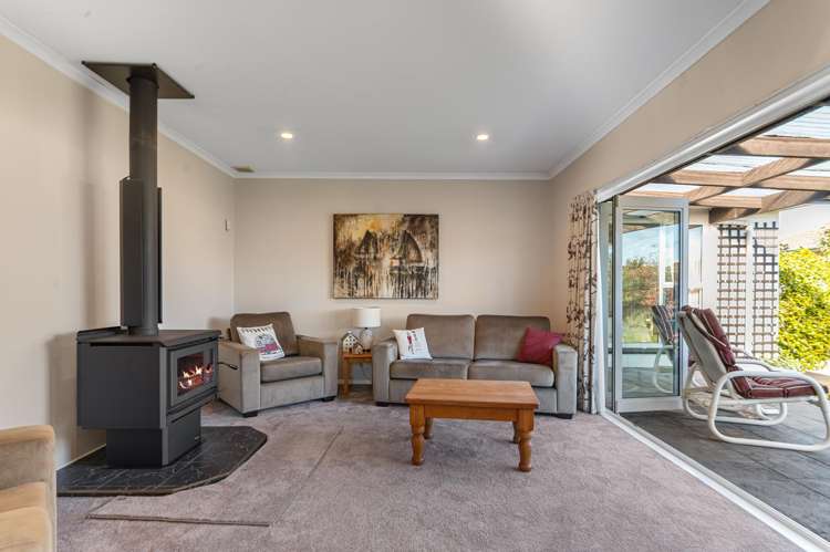 12 Petries Road_5