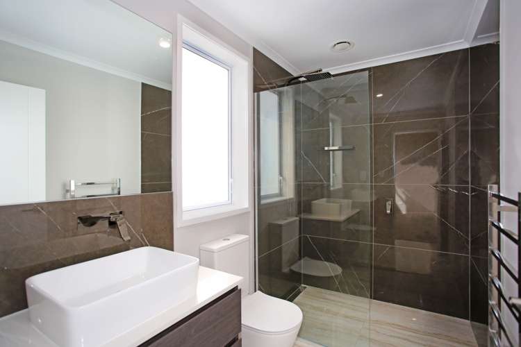 1 Te Paahi Avenue Waiuku_8