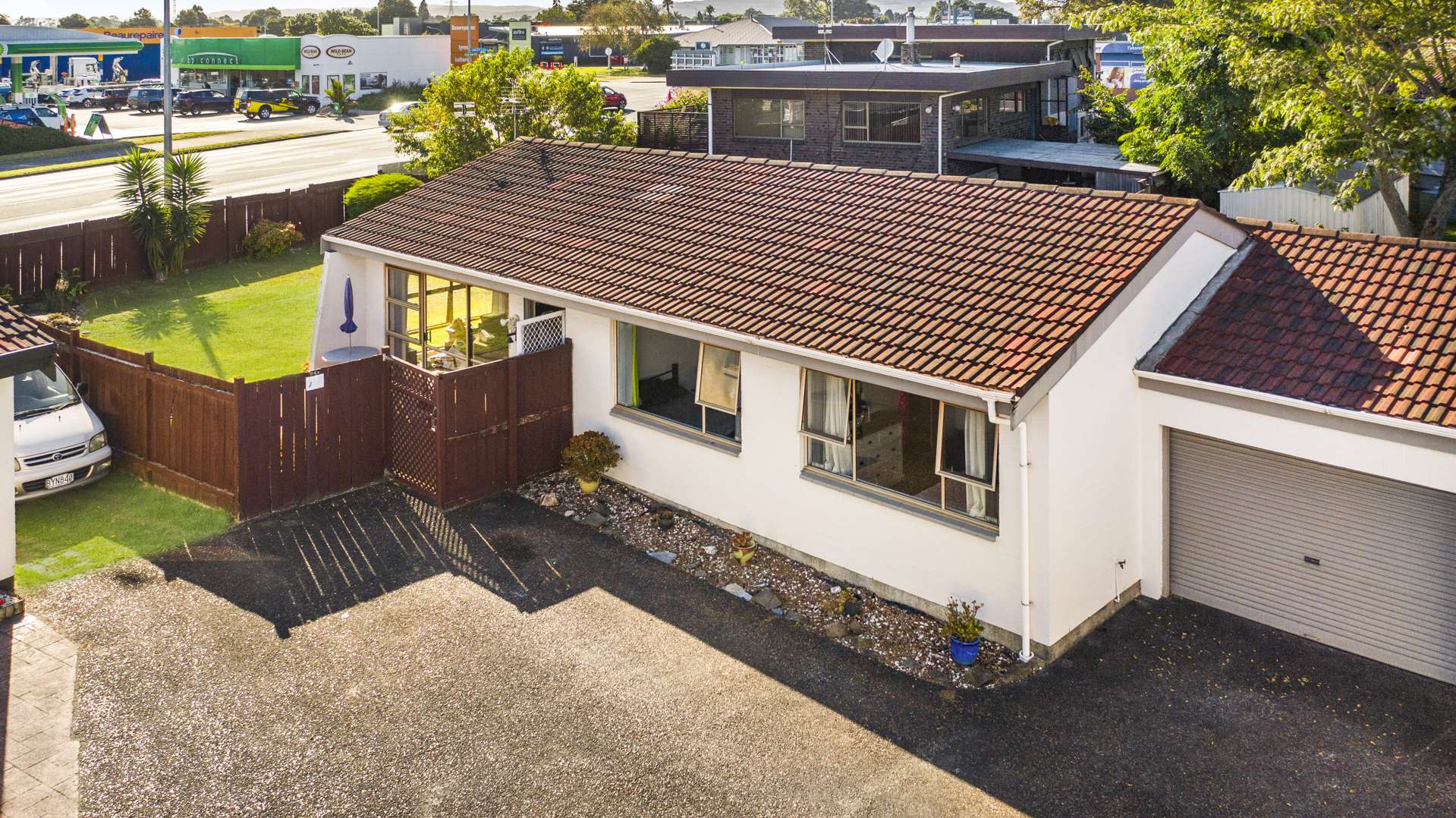 2/64 Challen Close Conifer Grove_0