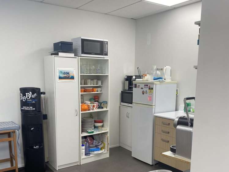 F3, 27-29 William Pickering Drive Albany_7