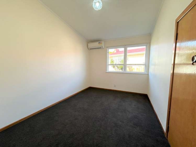 19 Falkirk Street Blockhouse Bay_9