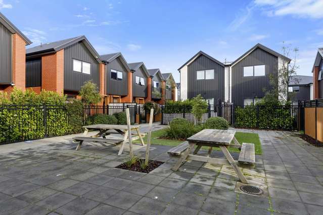 4/12 Biddle Crescent Taita_3