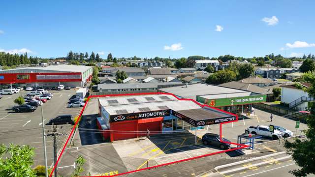 Multiple options on Clyde Street