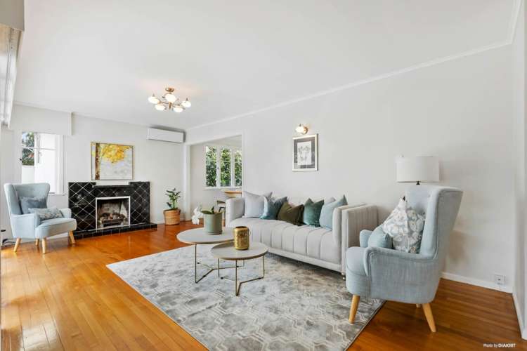 1/18 Bond Crescent Forrest Hill_4