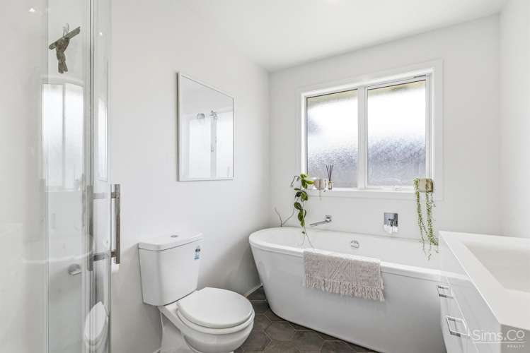 9 Simon Street Tawhero_20