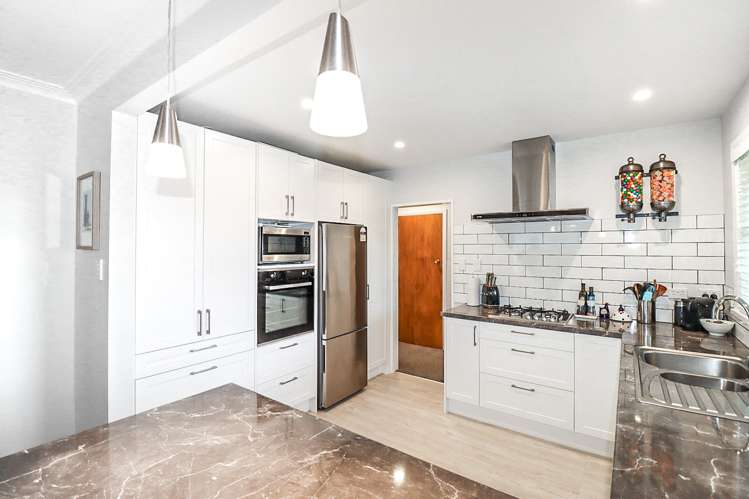 43 Guy Street Dannevirke_9