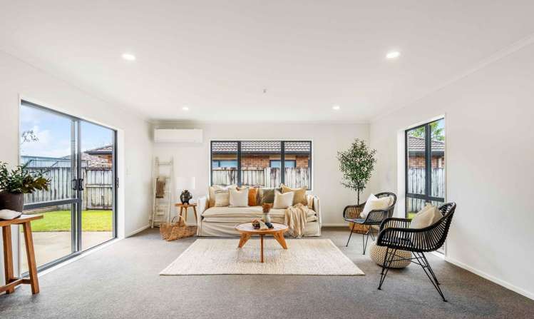 28 Nicole Place_4