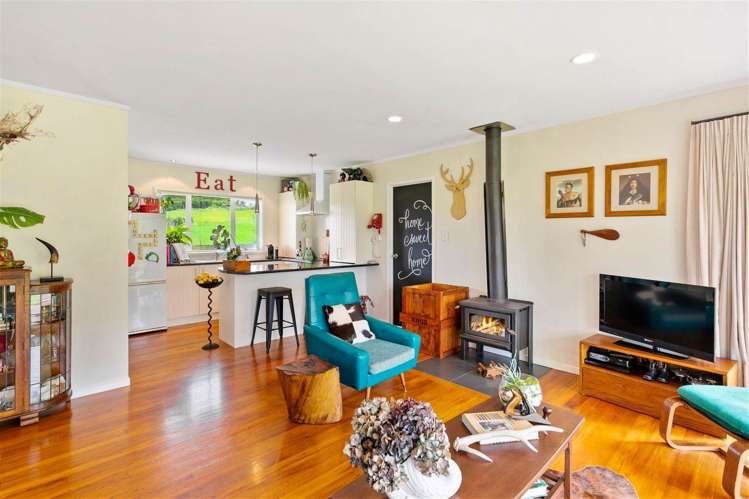 1275 Kahikatea Flat Road Kaukapakapa_2