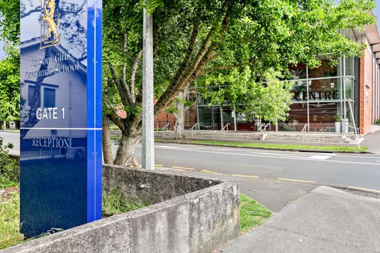 24d Owens Road Epsom_9