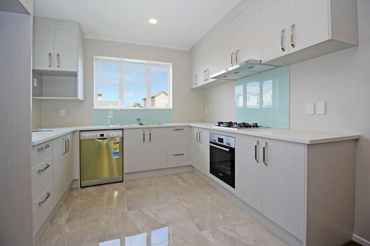 21 Stitchbird Crescent Papakura_2