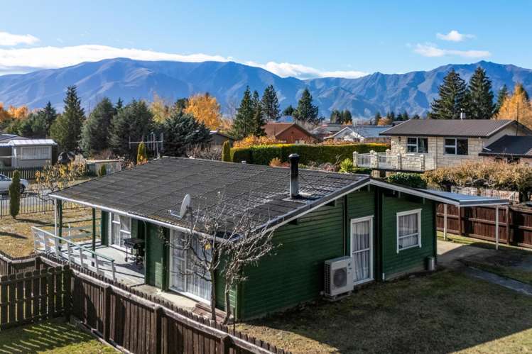 34 Black Peak Road Omarama_4