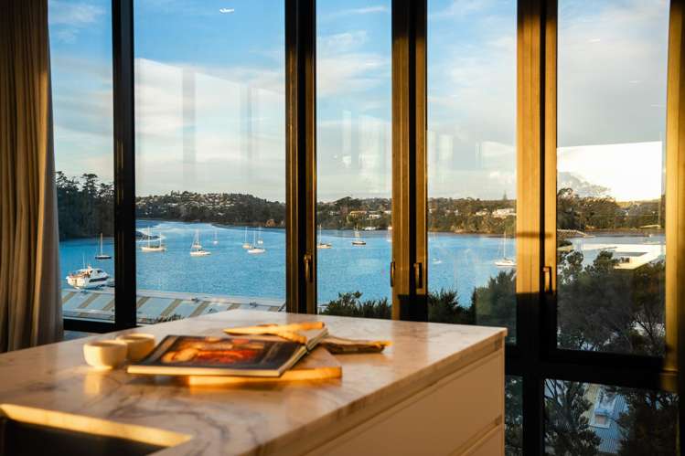 201/45 Hudson Bay Road Hobsonville_1