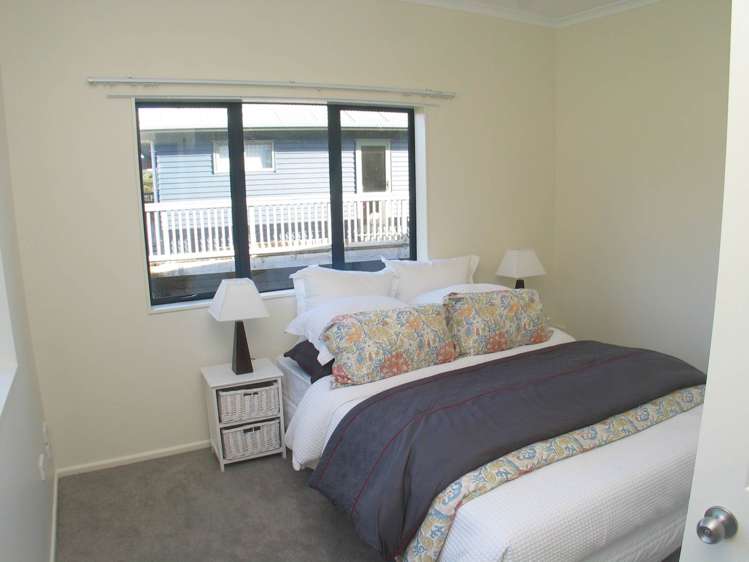 15 Carol Lee Place Albany Heights_10