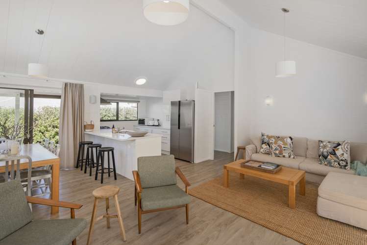 1 Mccormick Place Pauanui_7