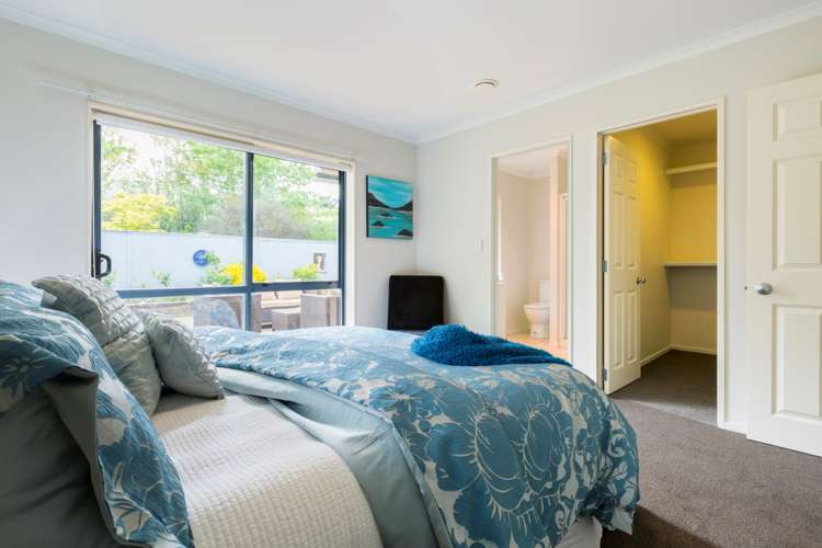 24 Awaroa Stream Drive Waiuku_12