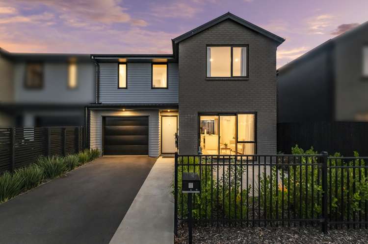 12 Miromiro Street_0