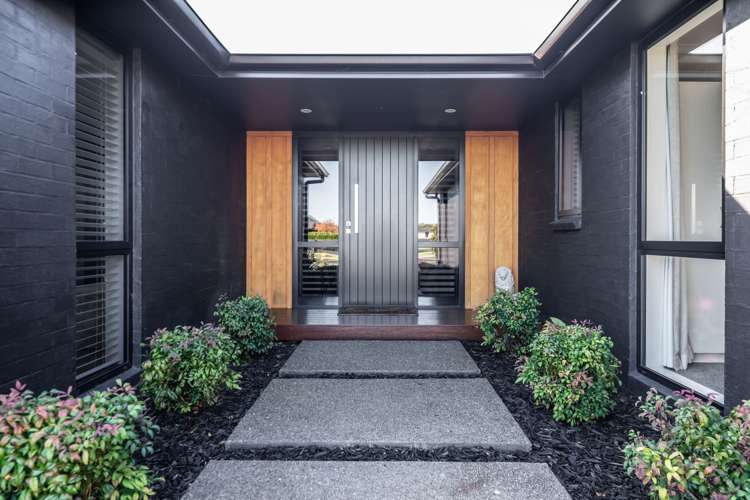 26 Alan Livingston Drive Cambridge_3